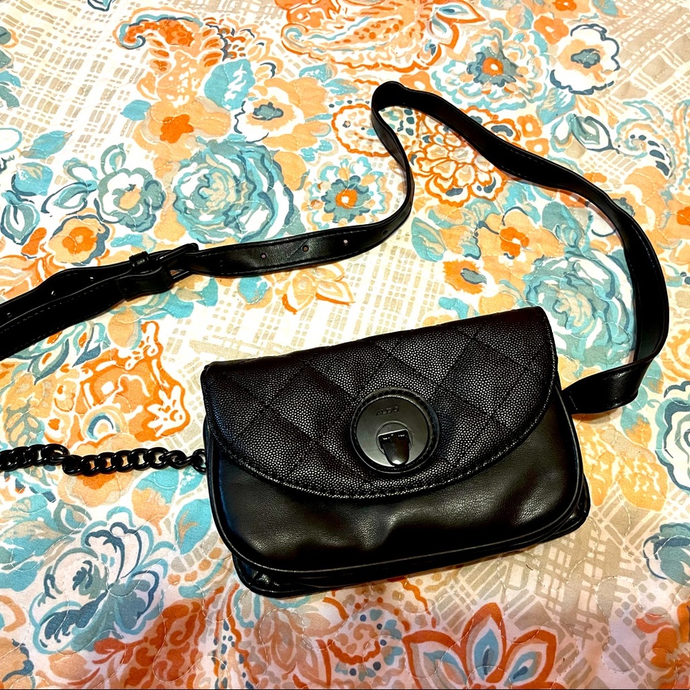 ALDO store Never used black Aldo cross body purse 👛